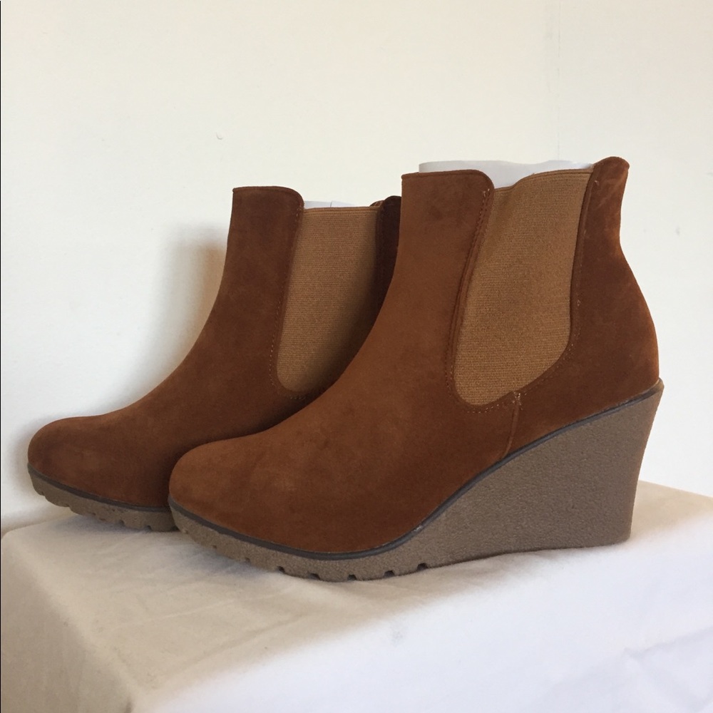 🆕  🎁 💝 Ladies Wedge heel boots 3inches heel